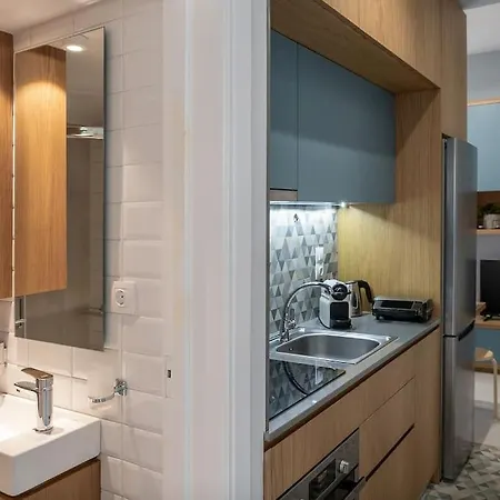 West Apartment *